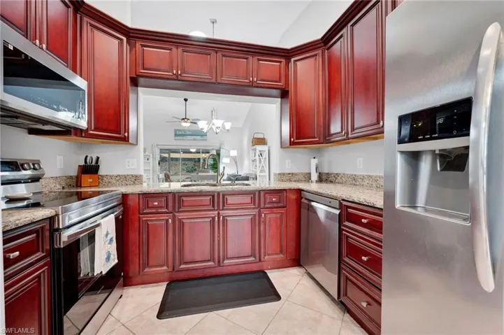 566 Saint Andrews Blvd # 23, Naples Fl 34113