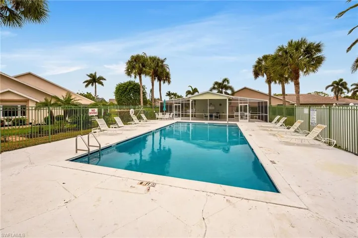 566 Saint Andrews Blvd # 23, Naples Fl 34113