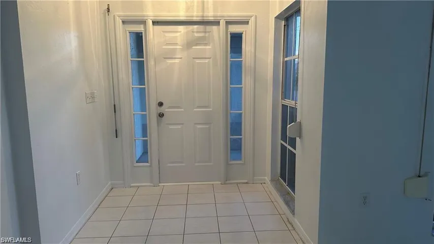 701 Arianne Ct, Lehigh Acres, Florida 33936