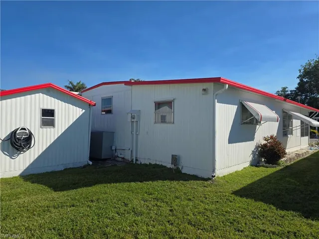 19 Moorhead Mnr, Naples, Florida 34112