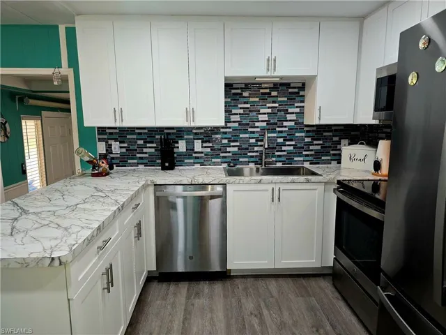 19 Moorhead Mnr, Naples, Florida 34112