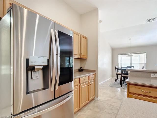 23385  Olde Meadowbrook  CIR, Estero, FL 34134