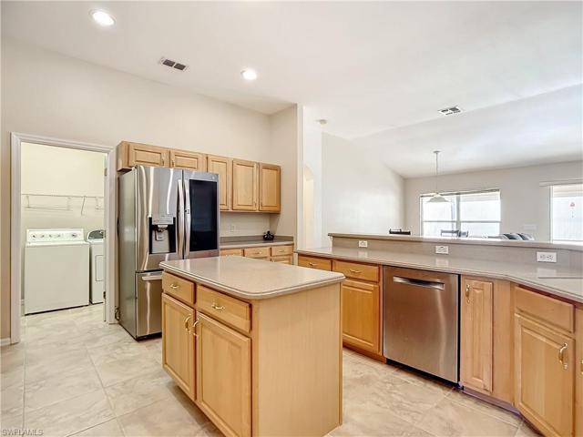 23385  Olde Meadowbrook  CIR, Estero, FL 34134