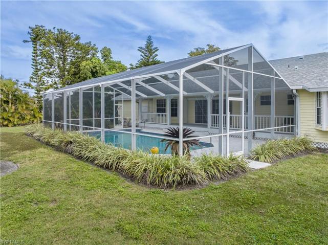 3716 SE 12th  PL, Cape Coral, FL 33904