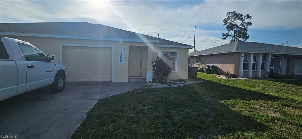 3007 Sw Santa Barbara Pl, Cape Coral, Florida 33914