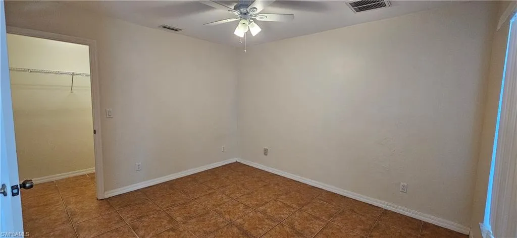 3007 Sw Santa Barbara Pl, Cape Coral, Florida 33914