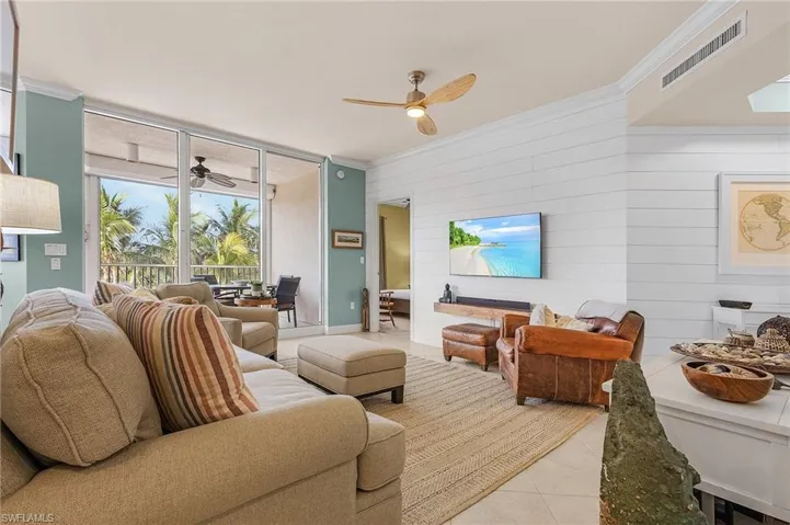 4182 Bay Beach Ln 733, Fort Myers Beach, Florida 33931