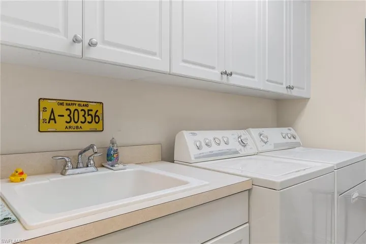 4182 Bay Beach Ln 733, Fort Myers Beach, Florida 33931