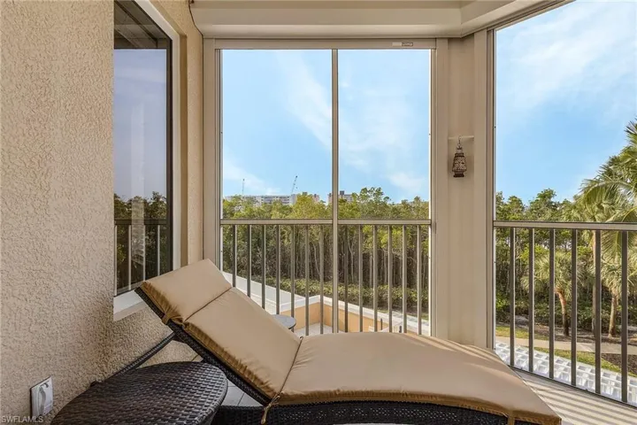 4182 Bay Beach Ln 733, Fort Myers Beach, Florida 33931