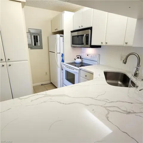 New Granite In Kitchen