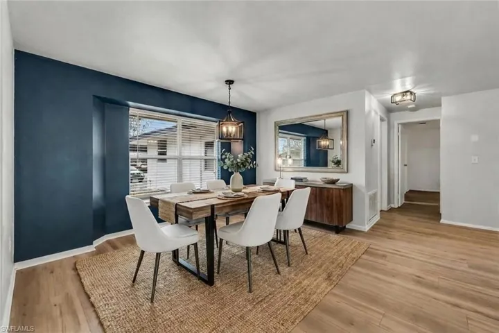 225 Pebble Beach Cir, Naples, Florida 34113
