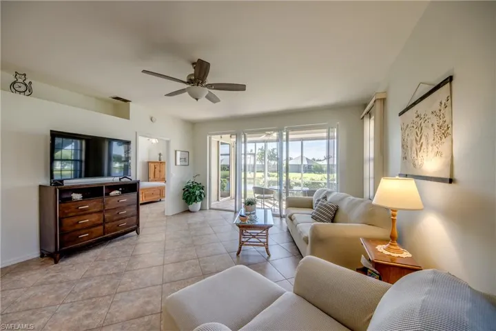 9321 Alamander Ct 204, Fort Myers, Florida 33919