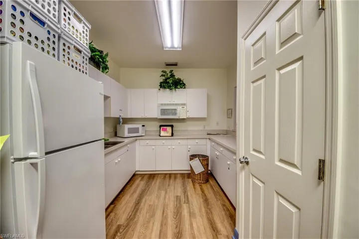9321 Alamander Ct 204, Fort Myers, Florida 33919