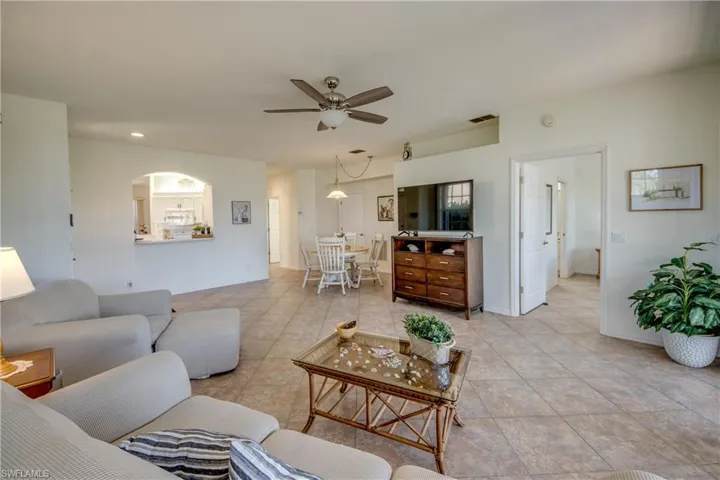 9321 Alamander Ct 204, Fort Myers, Florida 33919