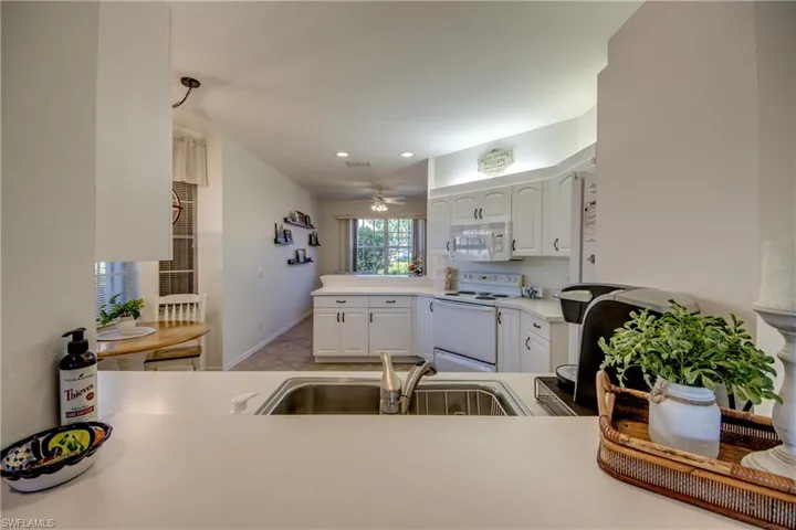 9321 Alamander Ct 204, Fort Myers, Florida 33919