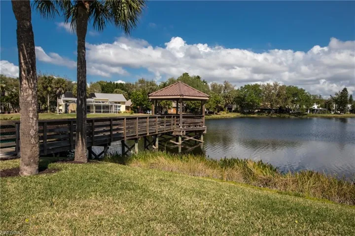 9321 Alamander Ct 204, Fort Myers, Florida 33919