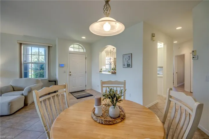 9321 Alamander Ct 204, Fort Myers, Florida 33919