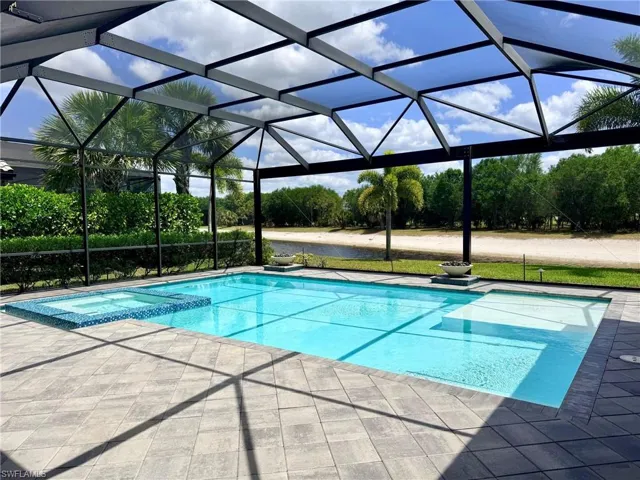 11990  Maidstone  CT, Naples, FL 34120