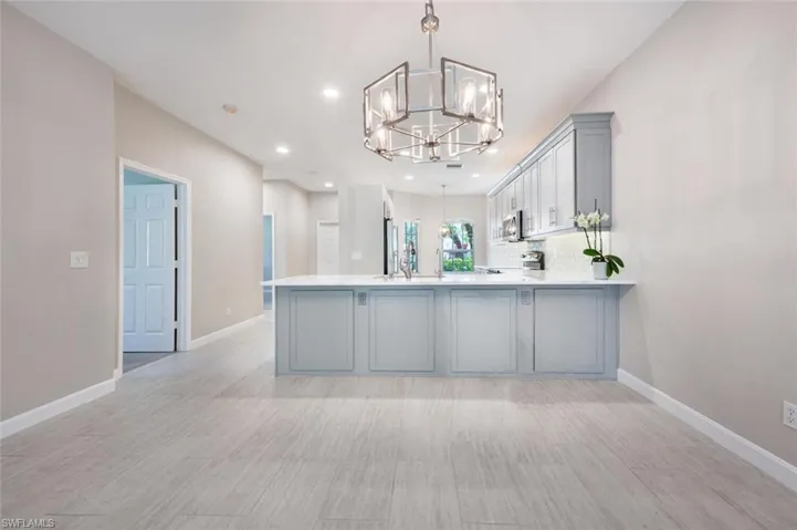 7812  Meridan  CT, Naples, FL 34104
