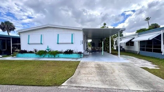5518 Virginia Dare Ln, North Fort Myers, Florida 33917