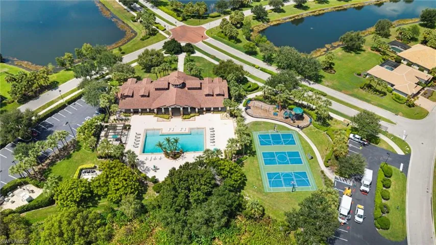 10238 Ashbrook Ct, Fort Myers, Florida 33913