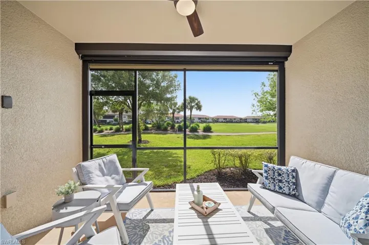 9394  Pocida  CT, Naples, FL 34119
