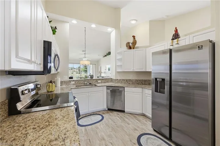 7887 Sanctuary Cir 2, Naples, Florida 34104