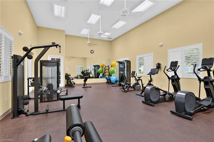 13110 Bella Casa Cir 102, Fort Myers, Florida 33966
