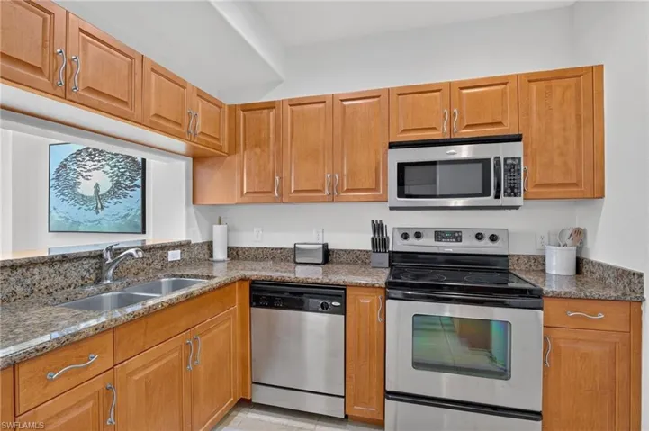 13110 Bella Casa Cir 102, Fort Myers, Florida 33966