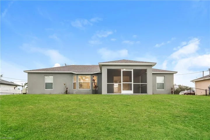 2705 Villa Ave S, Lehigh Acres, Florida 33976