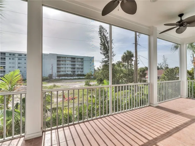 Main level screened in patio