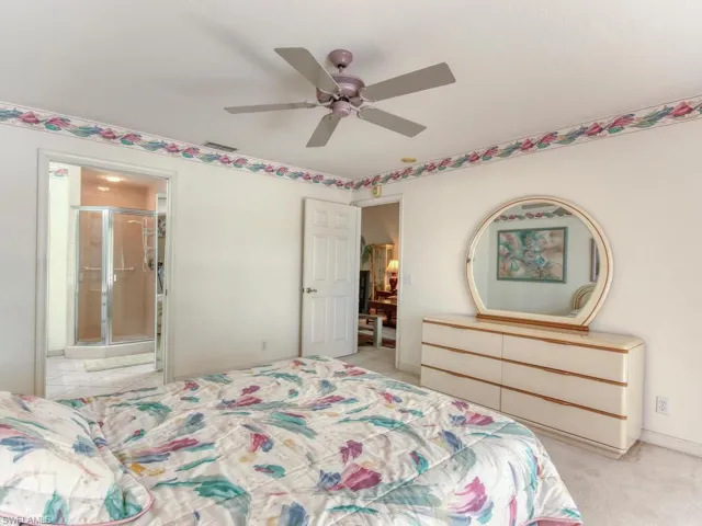 2462 Hidden Lake Dr 208, Naples, Florida 34112