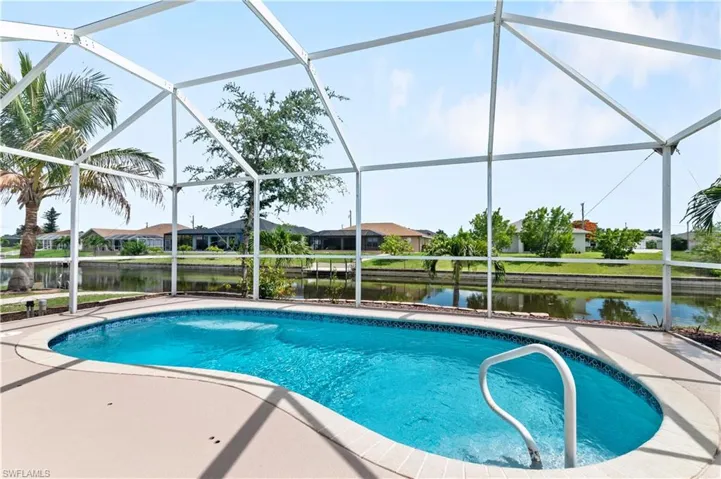 152 Nicholas Pkwy E, Cape Coral, Florida 33990