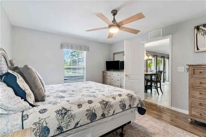 152 Nicholas Pkwy E, Cape Coral, Florida 33990