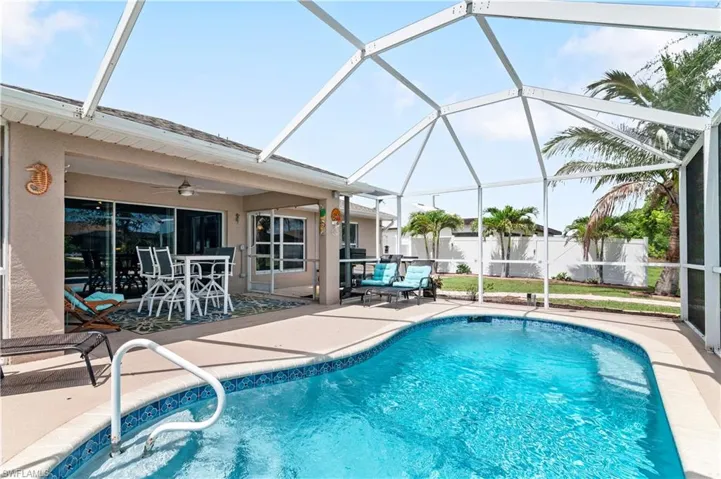 152 Nicholas Pkwy E, Cape Coral, Florida 33990