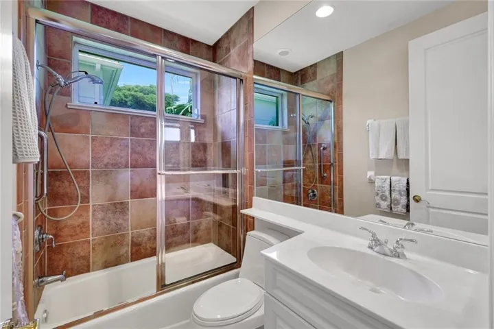 27536  Riverbank  DR, Bonita Springs, FL 34134