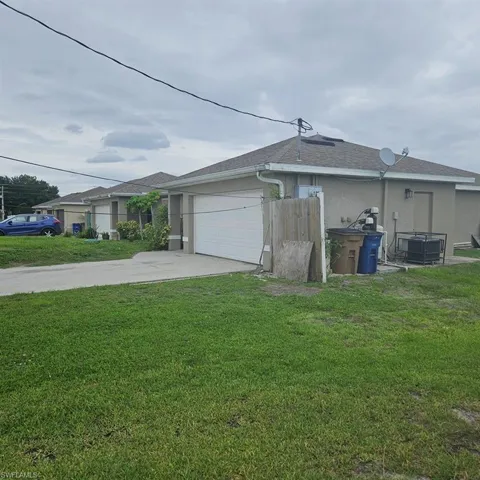 2407 Paul Ave S, Lehigh Acres, Florida 33973