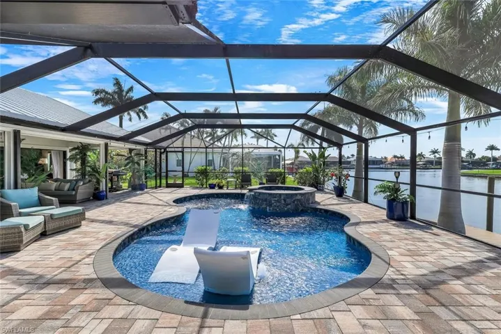 NEWER POOL/PAVER/CAGE