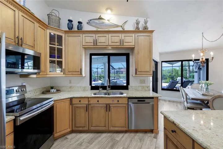 NEWER STAINLESS STEEL APPLIANCES
