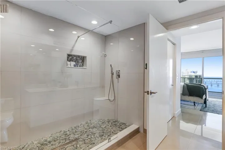 Private 2nd Bedroom or Den