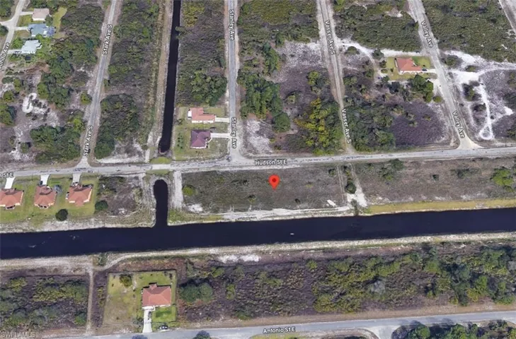 1136 Hudson St E, Lehigh Acres Fl 33974