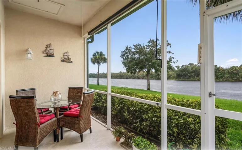 25085  Peacock  LN, Naples, FL 34114