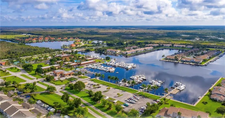 25085  Peacock  LN, Naples, FL 34114
