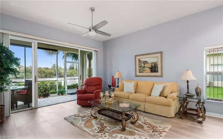 25085  Peacock  LN, Naples, FL 34114