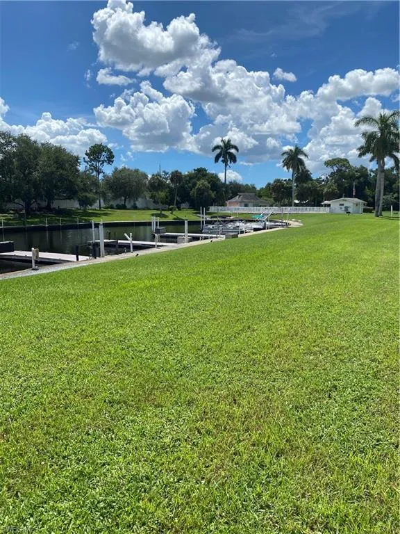 1515 Tropic TER, North Fort Myers, FL 33903,225051478