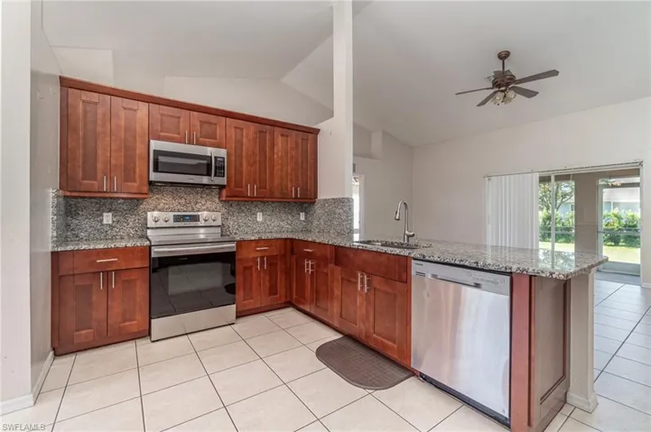 3015  48th W ST, Lehigh Acres, FL 33971