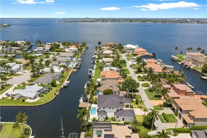 846 Cypress Lake Cir, Fort Myers, Florida 33919