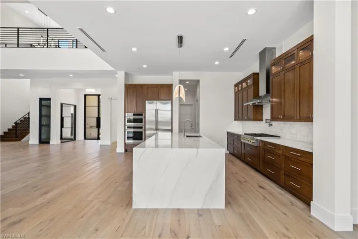 846 Cypress Lake Cir, Fort Myers, Florida 33919