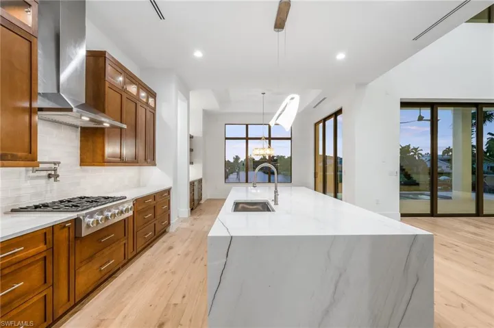 846 Cypress Lake Cir, Fort Myers, Florida 33919