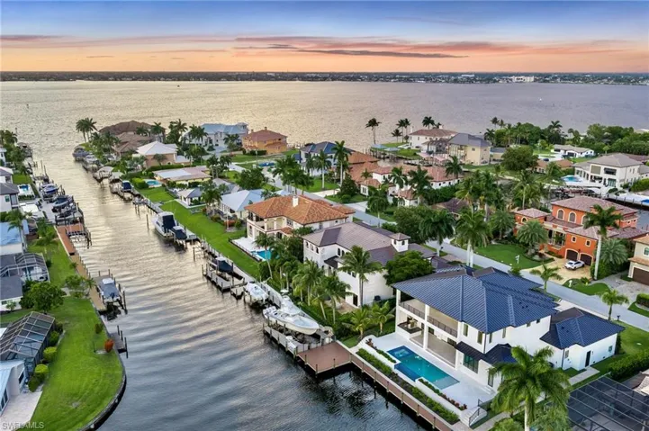 846 Cypress Lake Cir, Fort Myers, Florida 33919